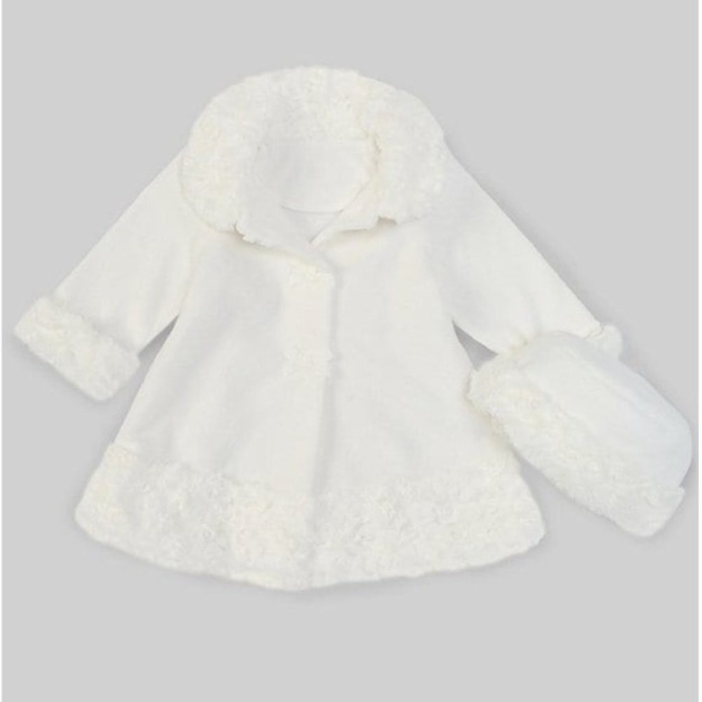 NWT Starting out white fleece and faux fur jacket with matching hat size 12M